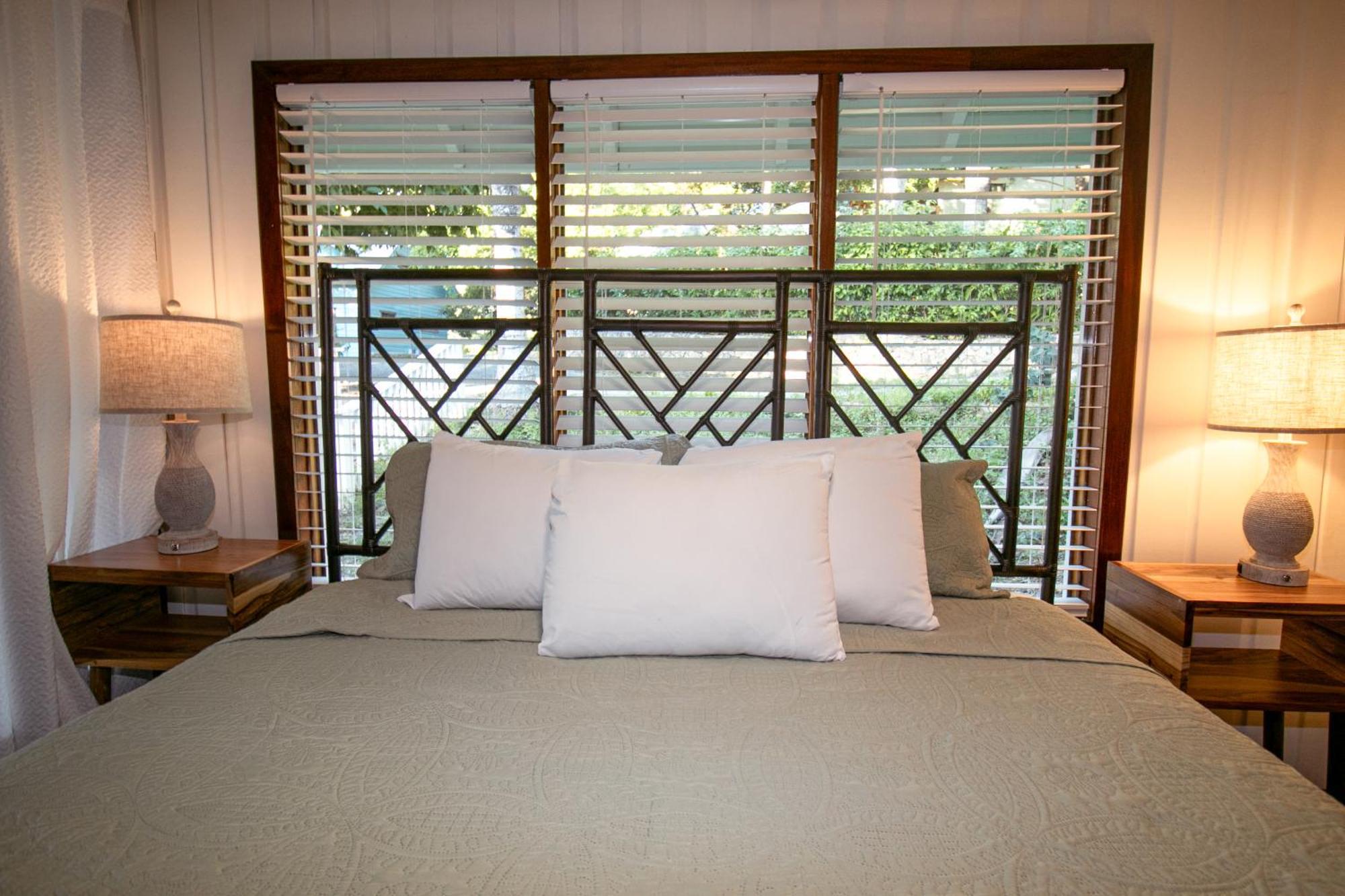 Luna Beach Luxury Boutique Beach Front Resort Jobs Bight エクステリア 写真