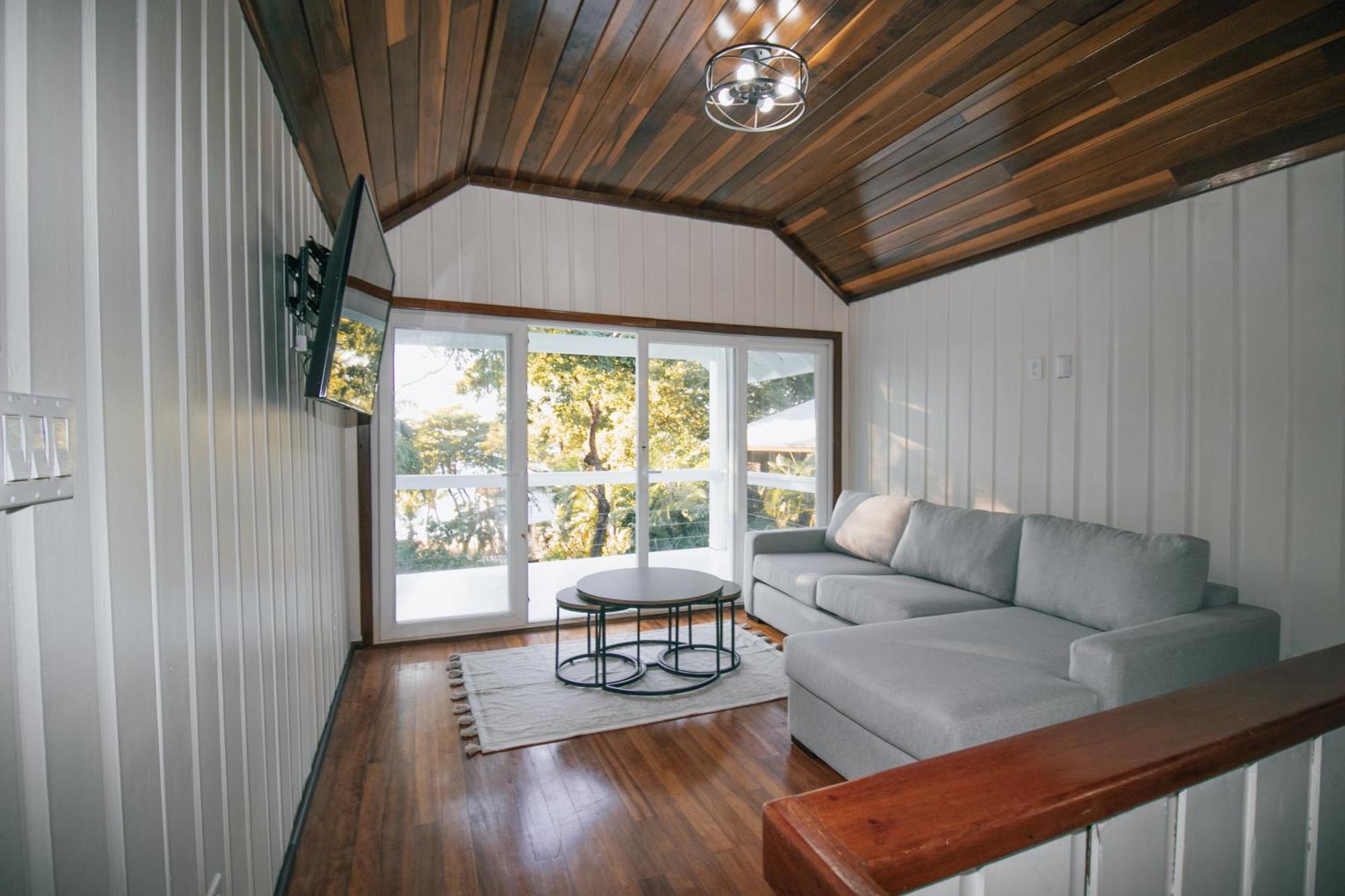 Luna Beach Luxury Boutique Beach Front Resort Jobs Bight エクステリア 写真