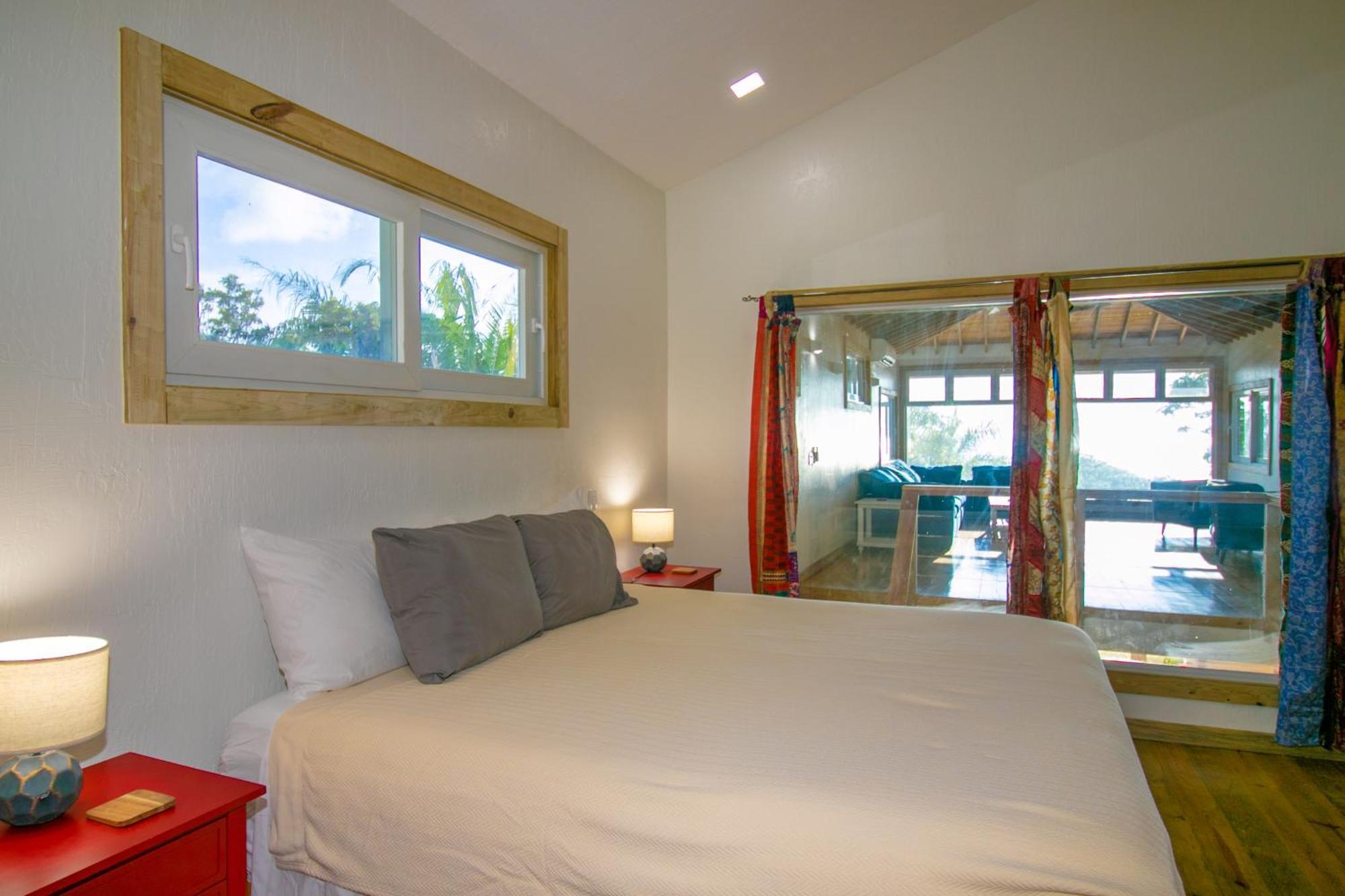 Luna Beach Luxury Boutique Beach Front Resort Jobs Bight エクステリア 写真