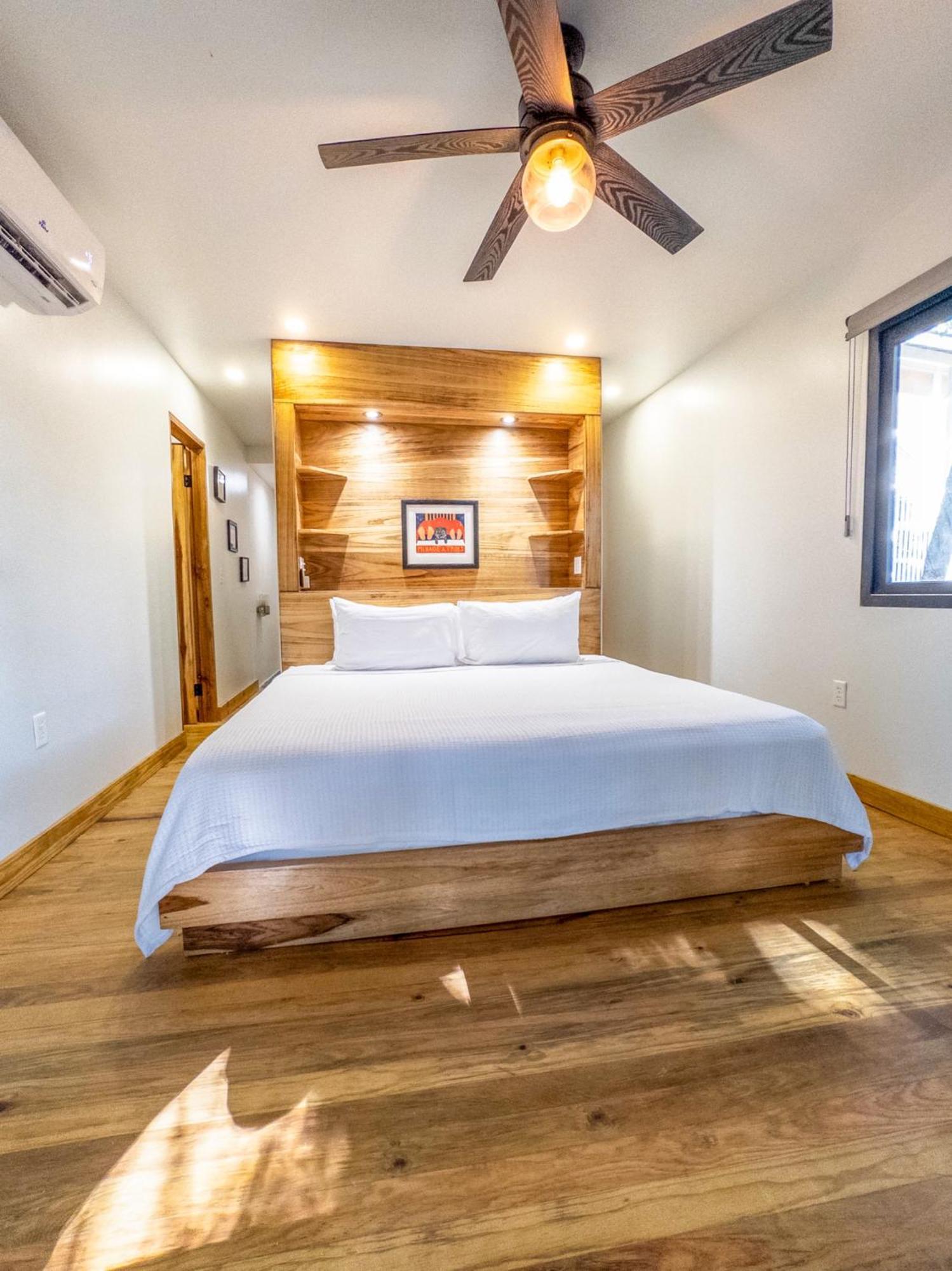 Luna Beach Luxury Boutique Beach Front Resort Jobs Bight エクステリア 写真
